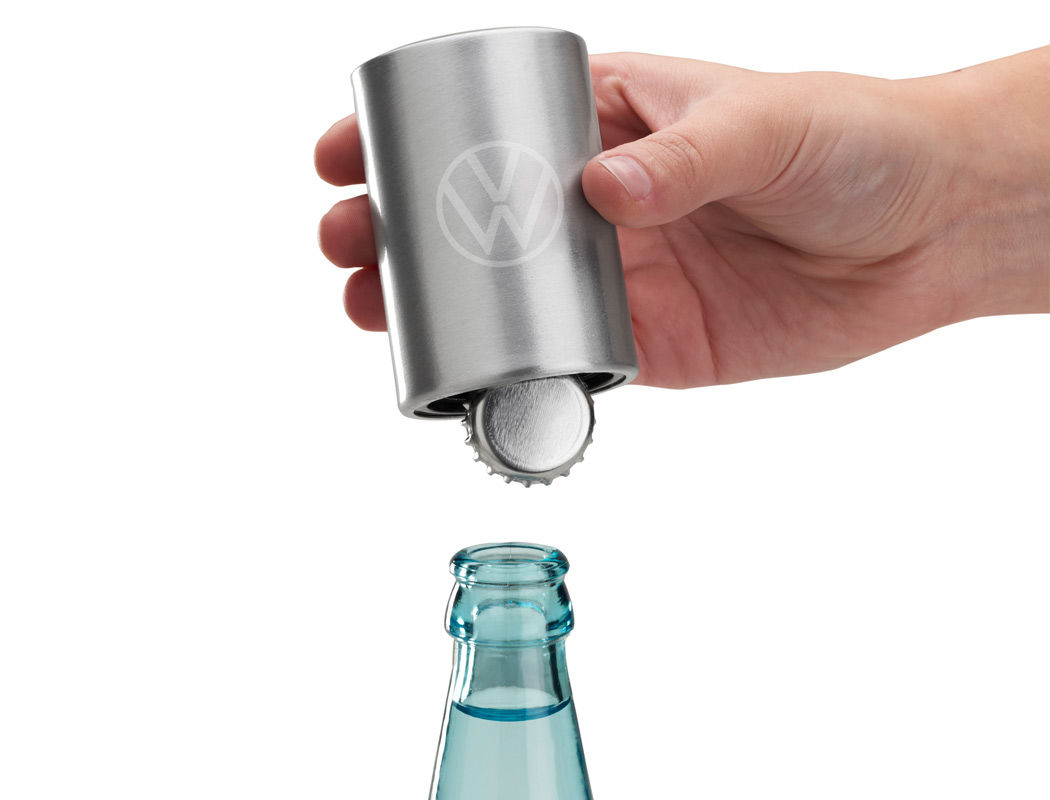 Otwieracz do butelek, nowe logo VW